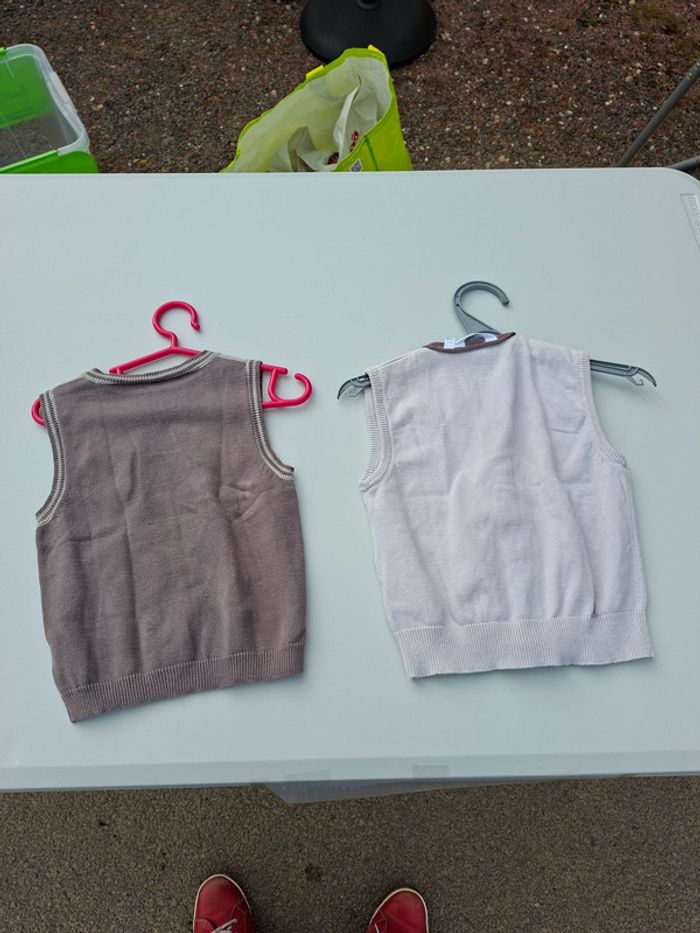 lot de 2 hauts sans manches garçon - 18 mois - photo numéro 2