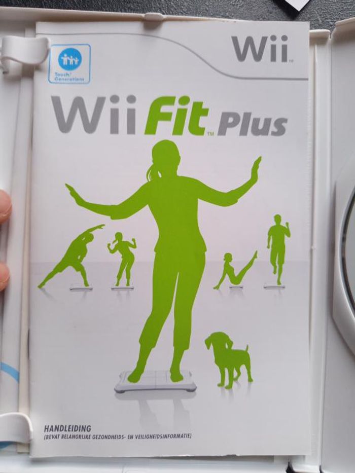 Nintendo - Wii - Wii fit plus - photo numéro 6