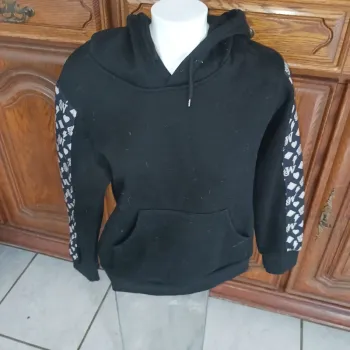 Sweat à capuche taille 36/38 s/m