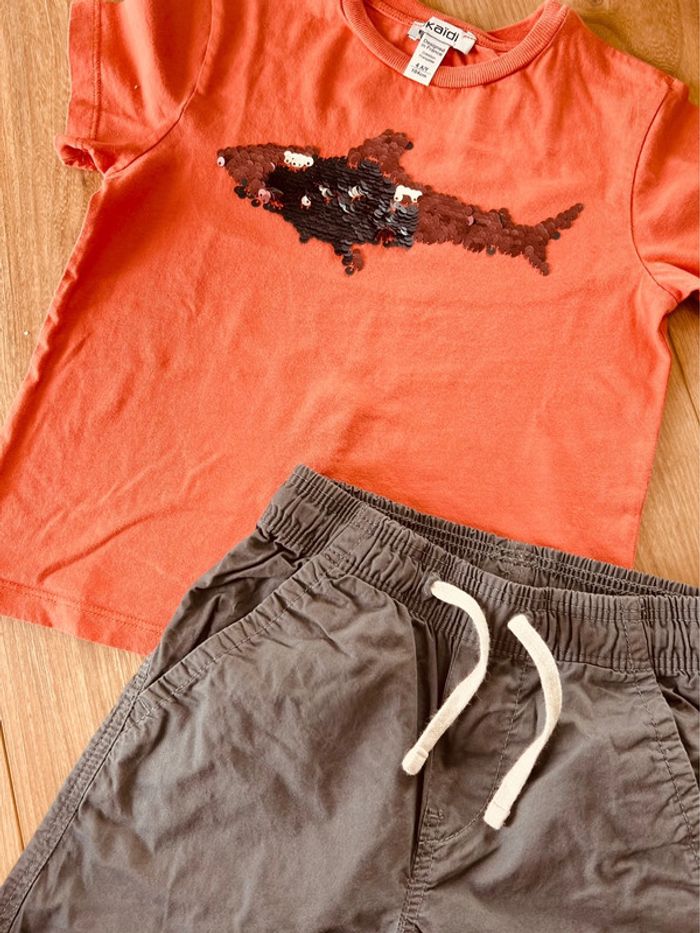 Taille 4 ans ensemble 2 pièces été garçon Okaidi Kiabi orange et gris * requin sequins * 💙 - photo numéro 4