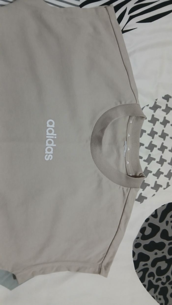 Tee-shirt - photo numéro 2