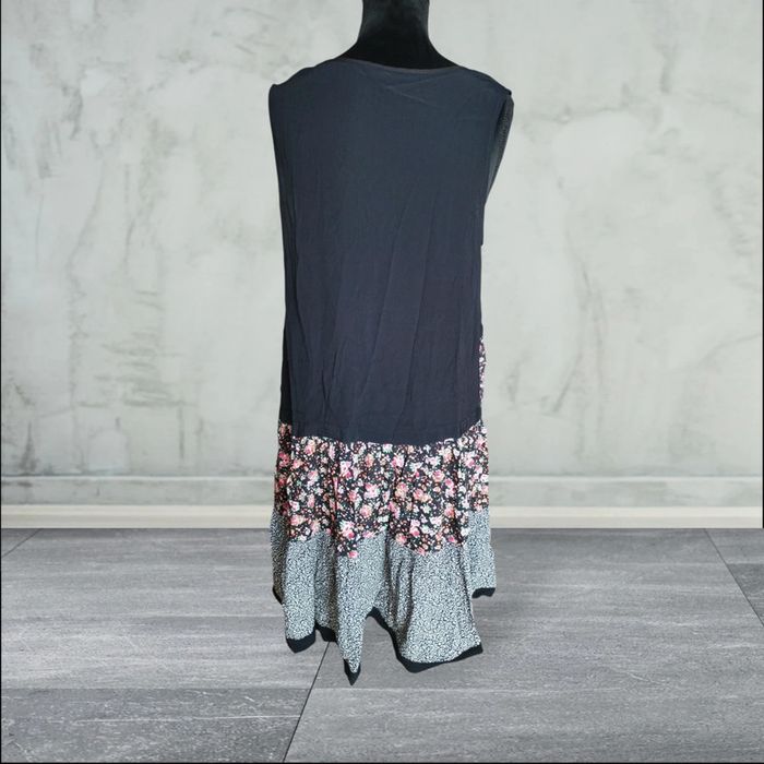 Jolie robe fluide et légère T42 Etam - photo numéro 2