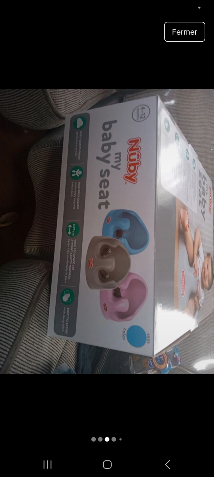 Siège nuby neuf bleu toujours emballer dans sa boite - photo numéro 2