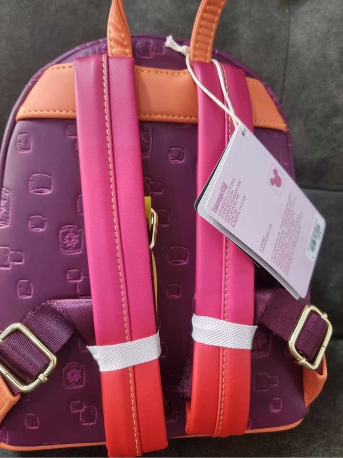 Raiponce / Tangled - Boat Scene Glow-in-the-Dark - Sac à dos - USA Loungefly - photo numéro 3