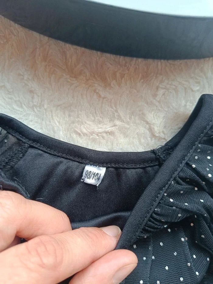 Robe de fête anniversaire mariage Noël avec paillettes Fille 3/4 ans Zeeman - photo numéro 3