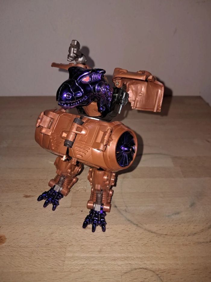 Beast Wars Biocombat Megadron transmetals