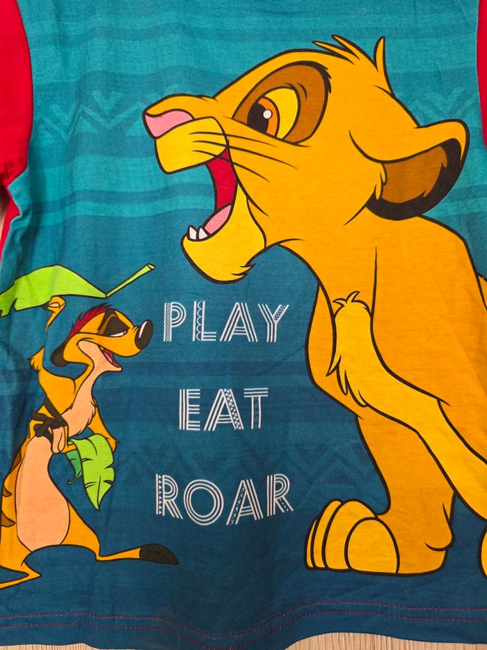 TEE-SHIRT DISNEY THE LION KING  🦁 NEUF ÉTIQUETTE DESSUS TAILLE 6ANS - photo numéro 3
