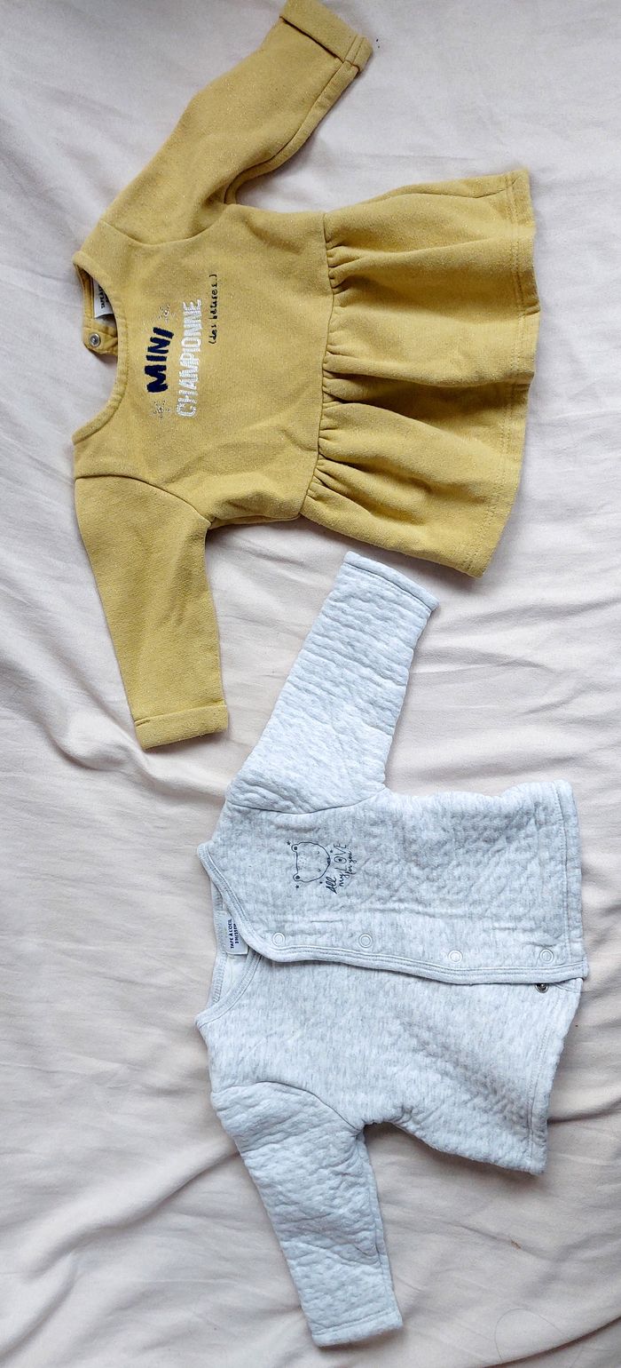 Lot gilets pulls fille 3 mois - photo numéro 2