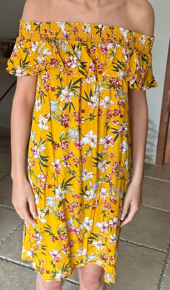 Robe fleurie jaune