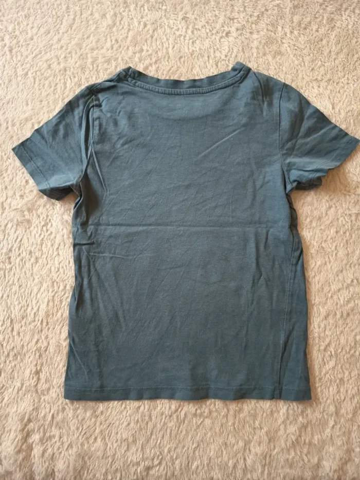 T-shirt manches courtes H&M en 7-8 ans - photo numéro 3