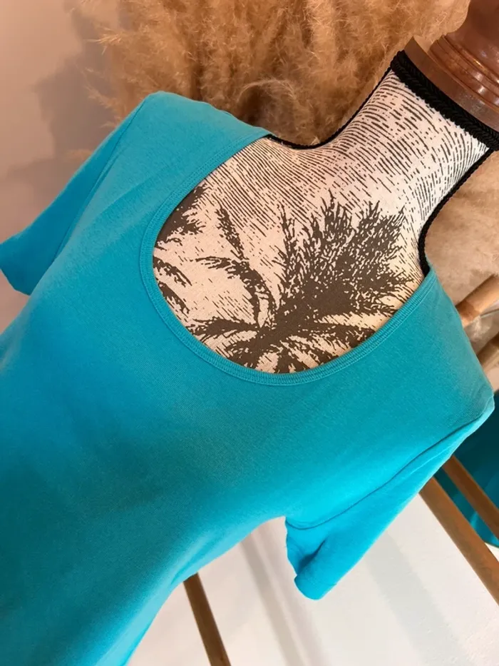 T-shirt bleu - photo numéro 2