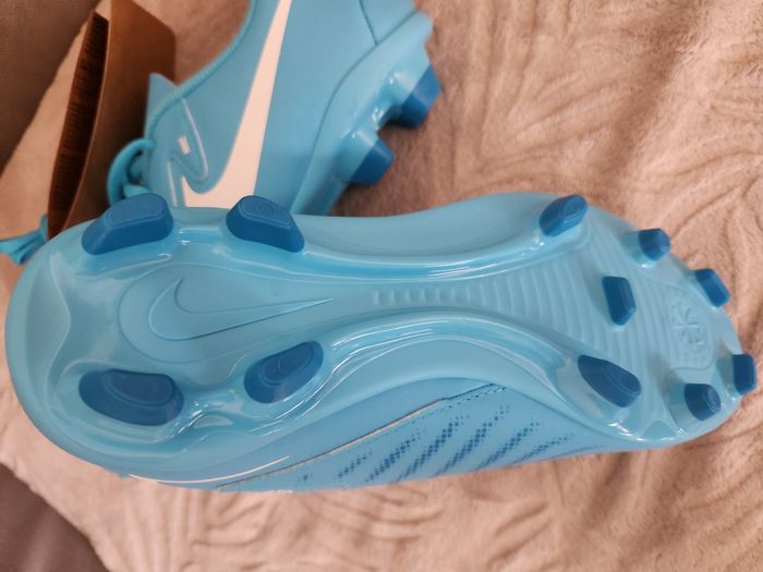 Crampons nike - photo numéro 3