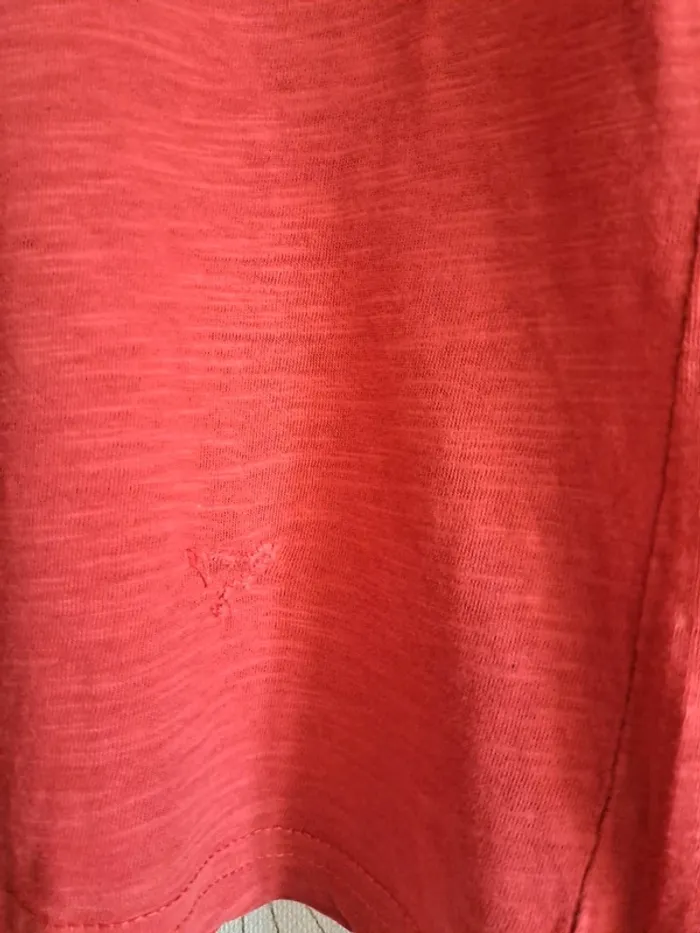 DON sur demande T-shirt rouge ML garçon U essentiel 10 ans 2 minis accrocs - photo numéro 6
