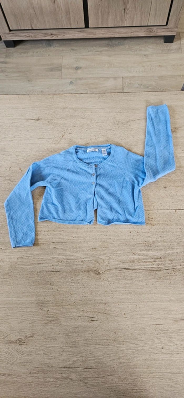 Gilet blaeu clair, court, à manches longues, Okaïdi, 6 ans,nickel