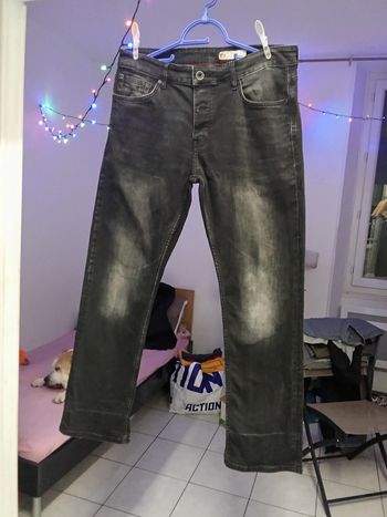 Jean celio taille 42 couleur noire