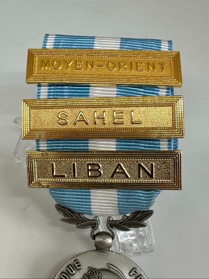 Médaille Militaire D’outre Mer , Agrafes /moyen Orient/ Sahel/ Liban - photo numéro 2