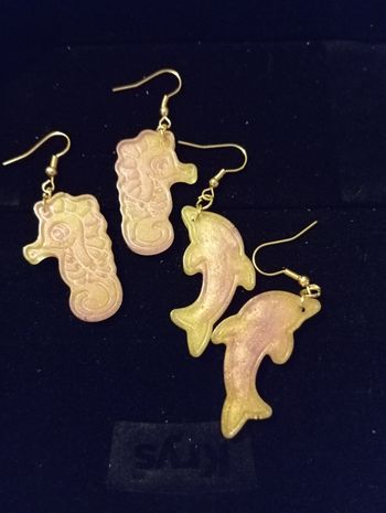 Lot de boucles d'oreilles en résine 