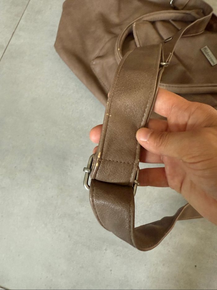 Sac à langer kidzroom avec plan à langer et trousse biberon - photo numéro 4
