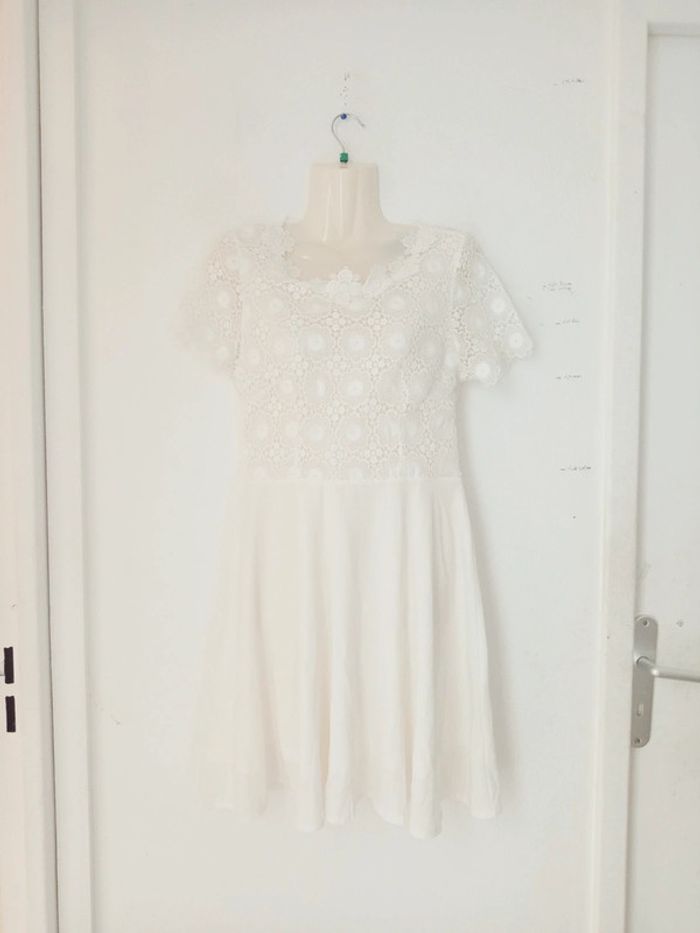 Robe d'été en dentelle femme