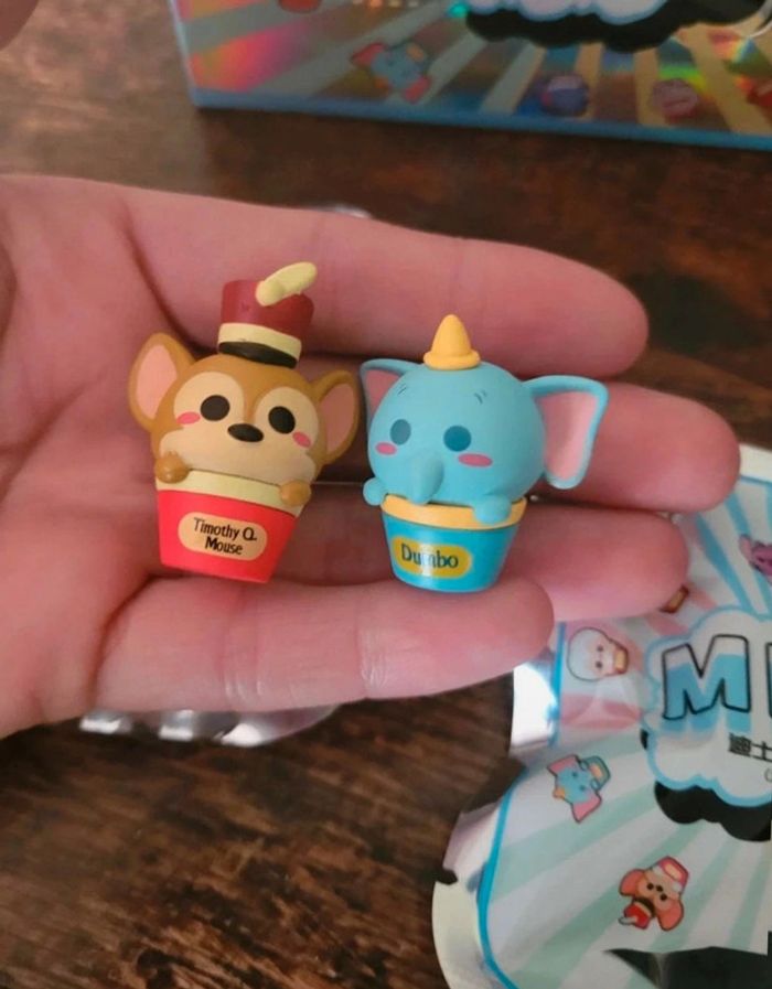 Disney figurine mini beans dumbo et timothy