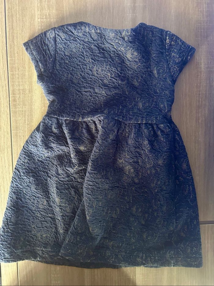 Robe 3/4 ans - photo numéro 3