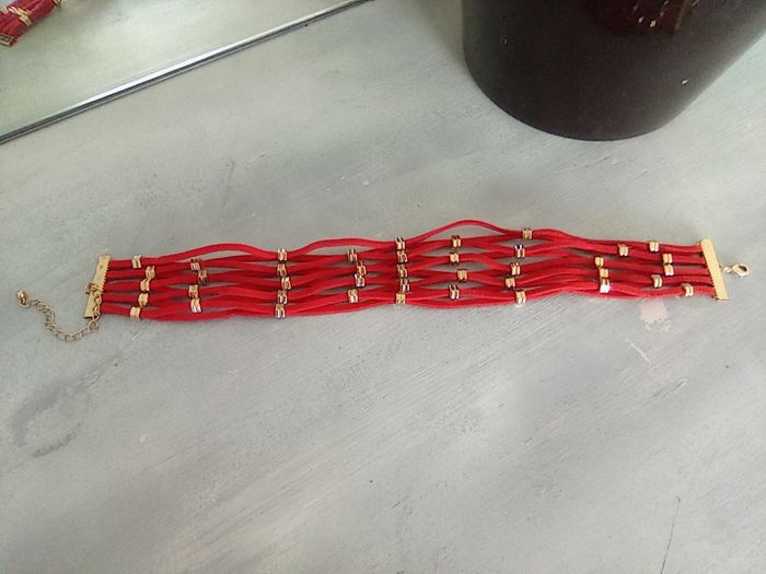 Collier ras du cou rouge et doré - photo numéro 5