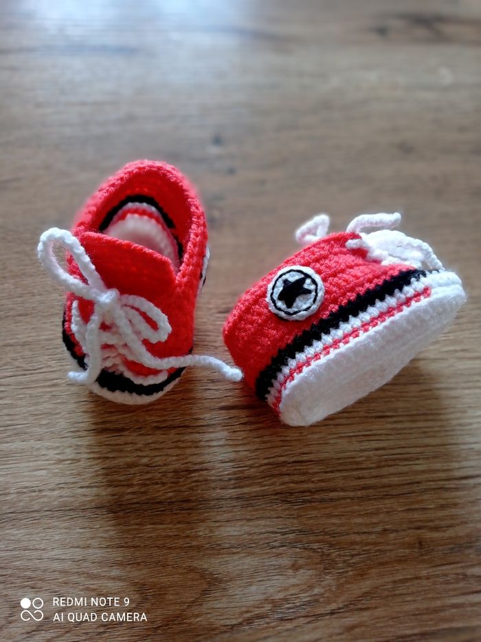 Chaussons fait mains - photo numéro 3