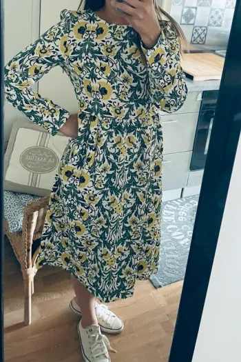 Jolie robe midi Zara taille L