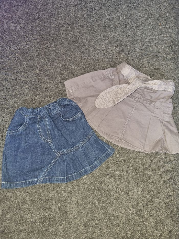 Lot de 2 jupes 18 mois Okaidi