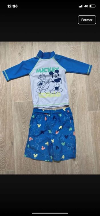 Ensemble maillot de bain deux pièces short Mickey