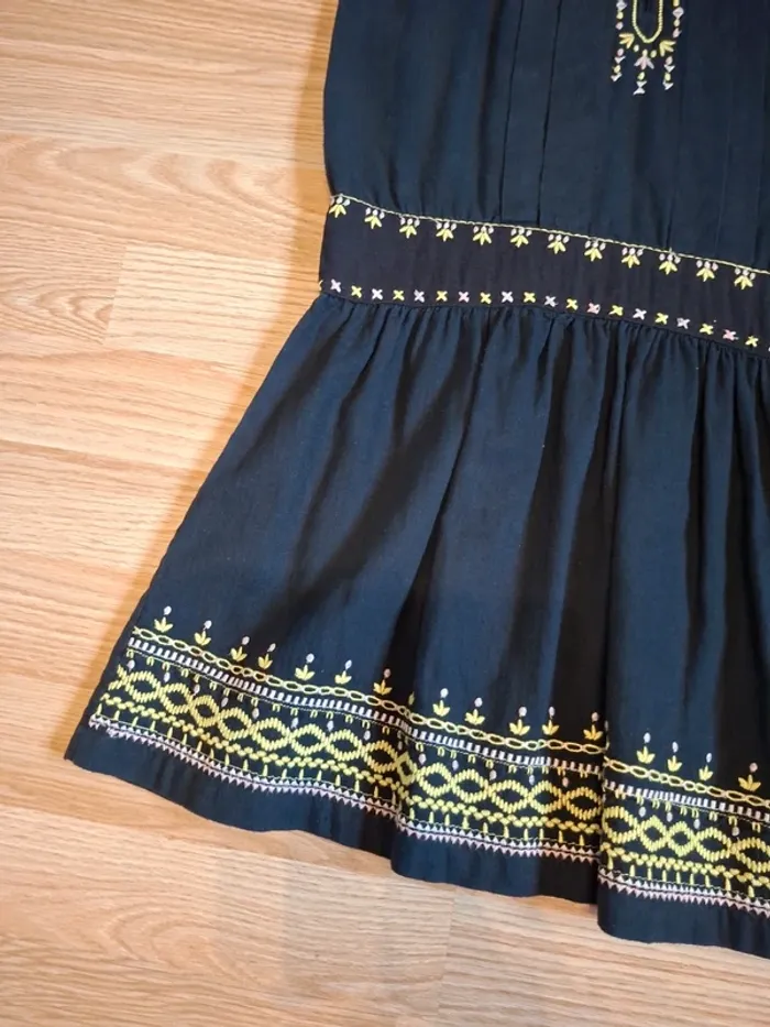 Robe sans manche - photo numéro 2