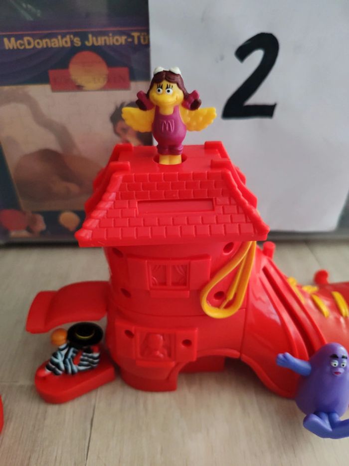 Set Ronald shoe McDonald's - photo numéro 3