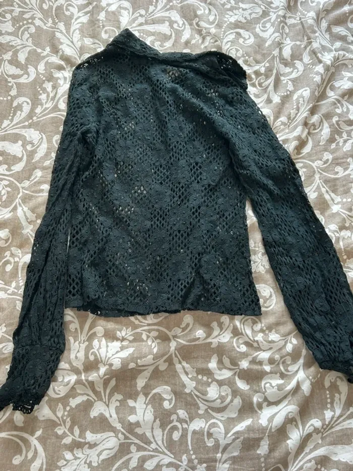 Chemise dentelle noir fleure taille 36/38 - photo numéro 2