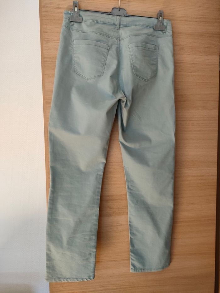 Jean vert pâle - photo numéro 2