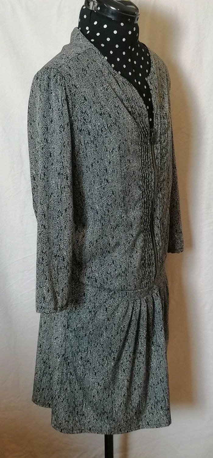 Robe courte fluide légère noir blanc Taille 2 ou M Maisons Scotch - photo numéro 4