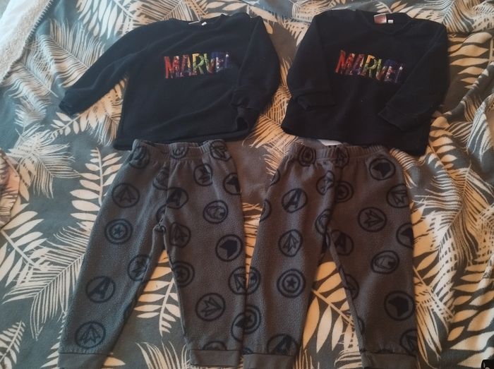 Pyjama jumeaux