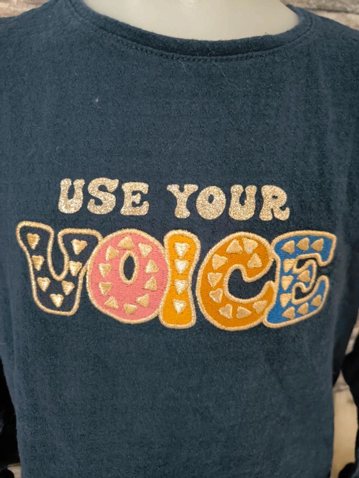 💙 Joli pull fin TAO use your voice taille 8 ans 💙 - photo numéro 3