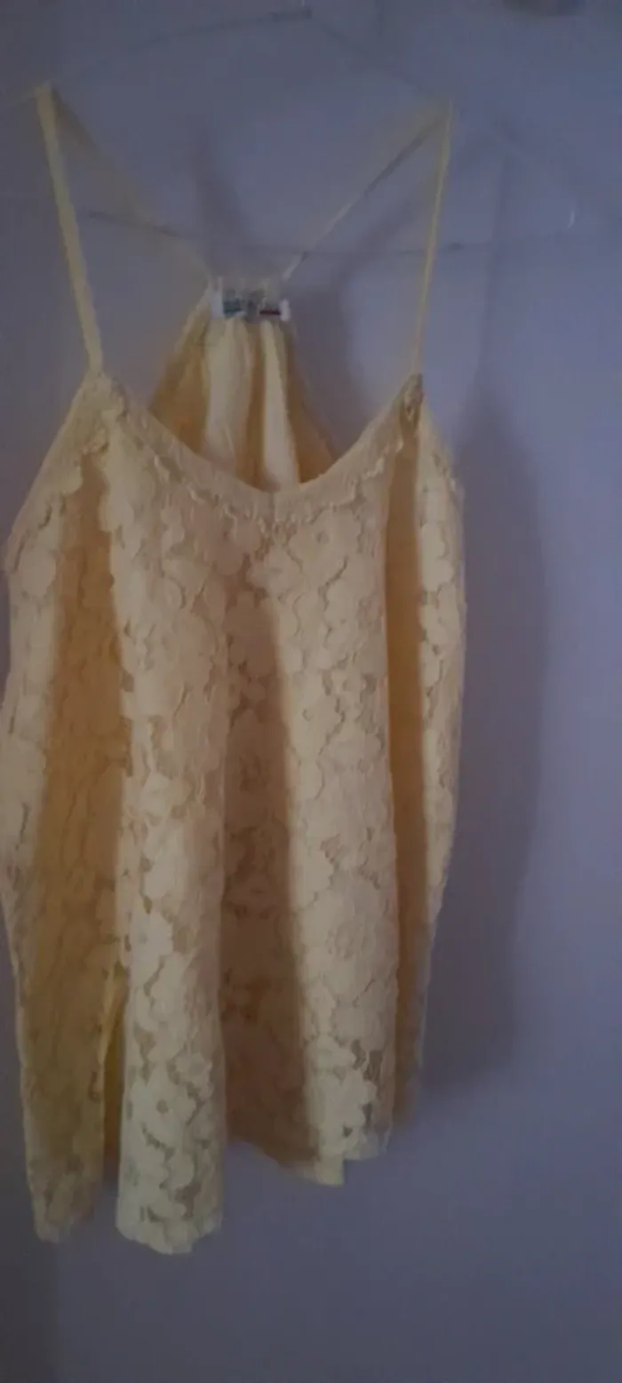 Debardeur dentelle - photo numéro 2