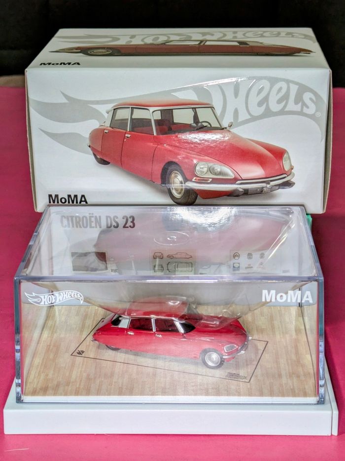 Hot Wheels Citroën DS 23 Sedan - photo numéro 4