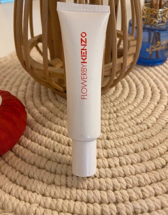 Flower by Kenzo – Crème parfumée 20 ml neuve 🌸