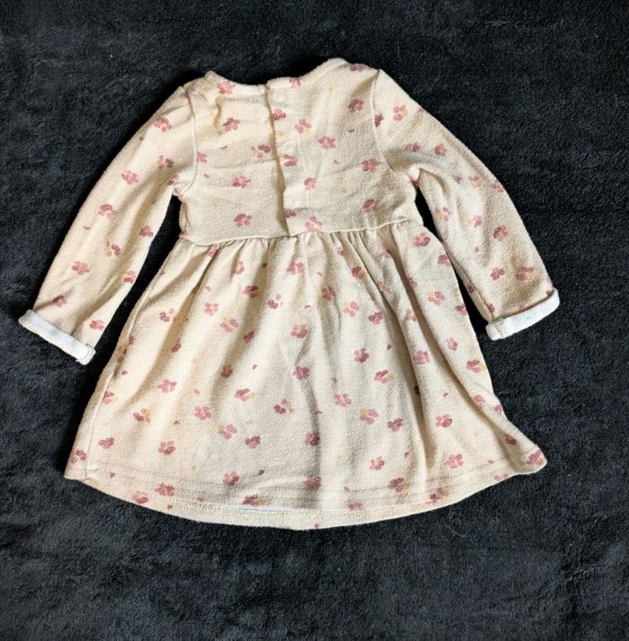 Robe beige - photo numéro 3