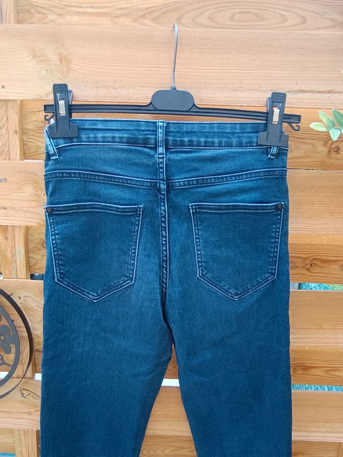Skinny taille 36 - photo numéro 5