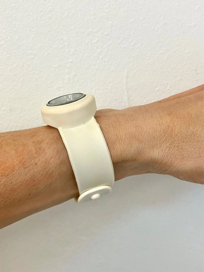 Montre LCT à quartz bracelet blanc aimanté - photo numéro 2