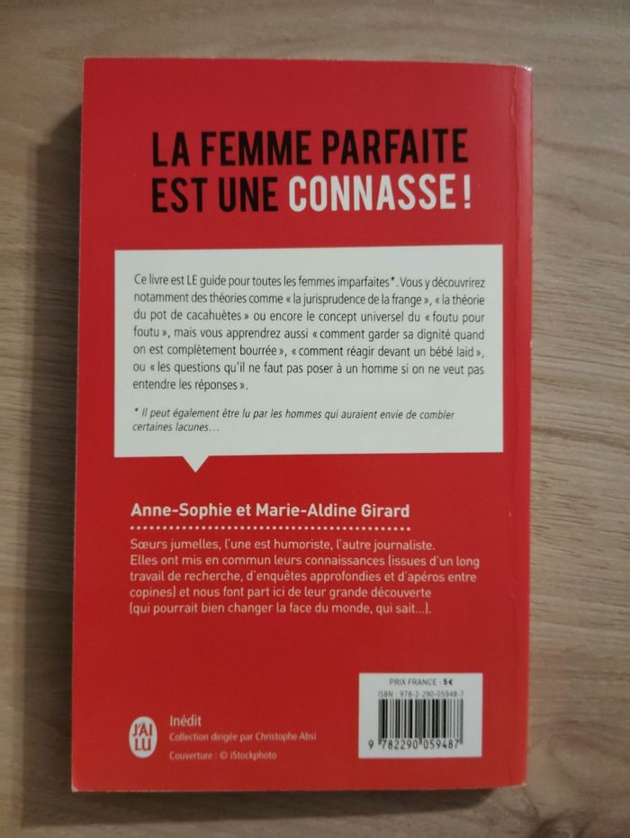 La femme parfaite est une conasse - photo numéro 2