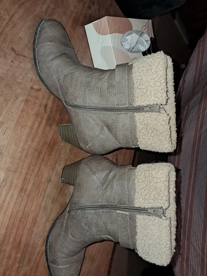 Bottines à tallons beiges foncées - photo numéro 8