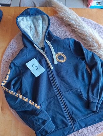 Veste à capuche taille S