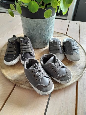 NEUF Lot Chaussures Bébé