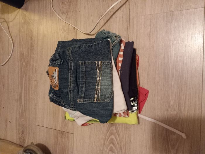 Lot vêtements été (8 ans) - photo numéro 2