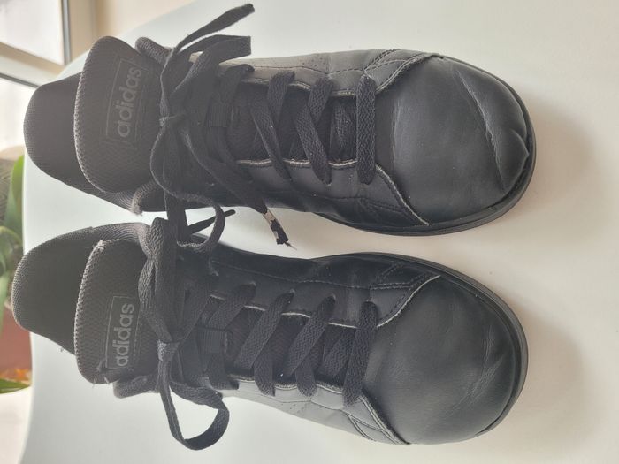 Baskets Adidas T36 noires