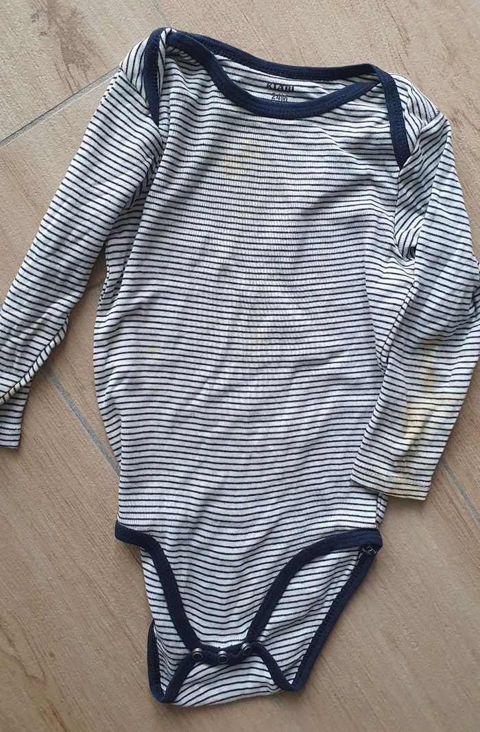 Bodies 2-3 ans - photo numéro 10